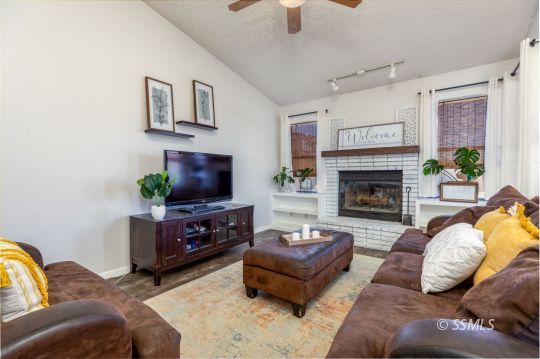 1221 Ann Court Ridgecrest, CA 93555 - Photo 8 of 29 Gallery Image 8