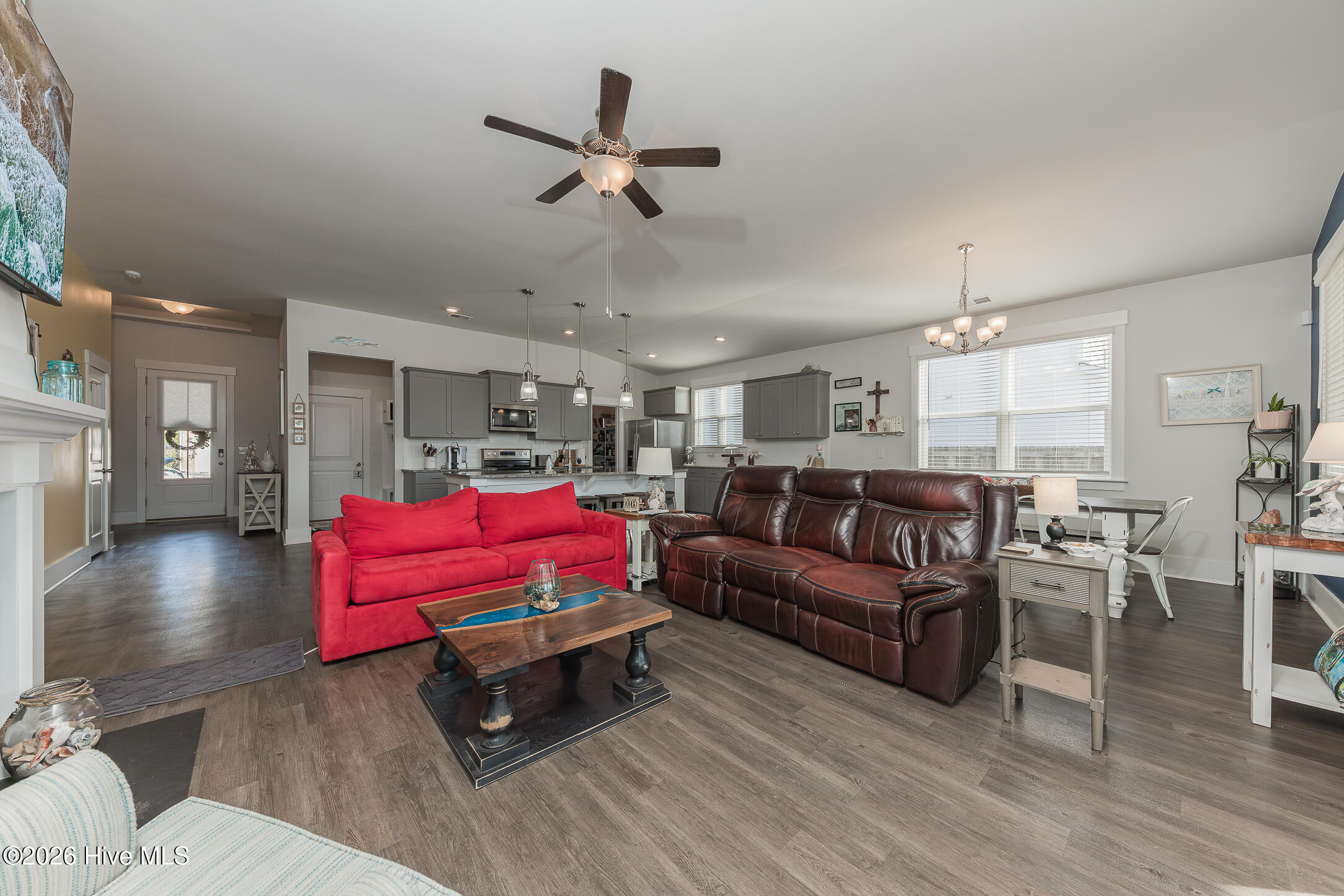 209 Edgewater Way Surf City, NC 28445 - Photo 12 of 60 22LIVING