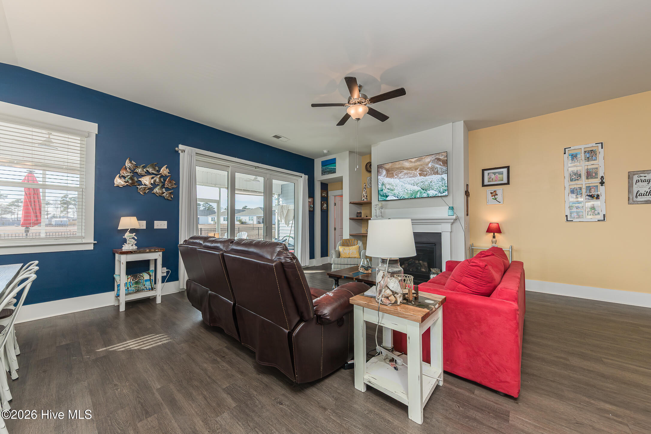 209 Edgewater Way Surf City, NC 28445 - Photo 13 of 60 23LIVING
