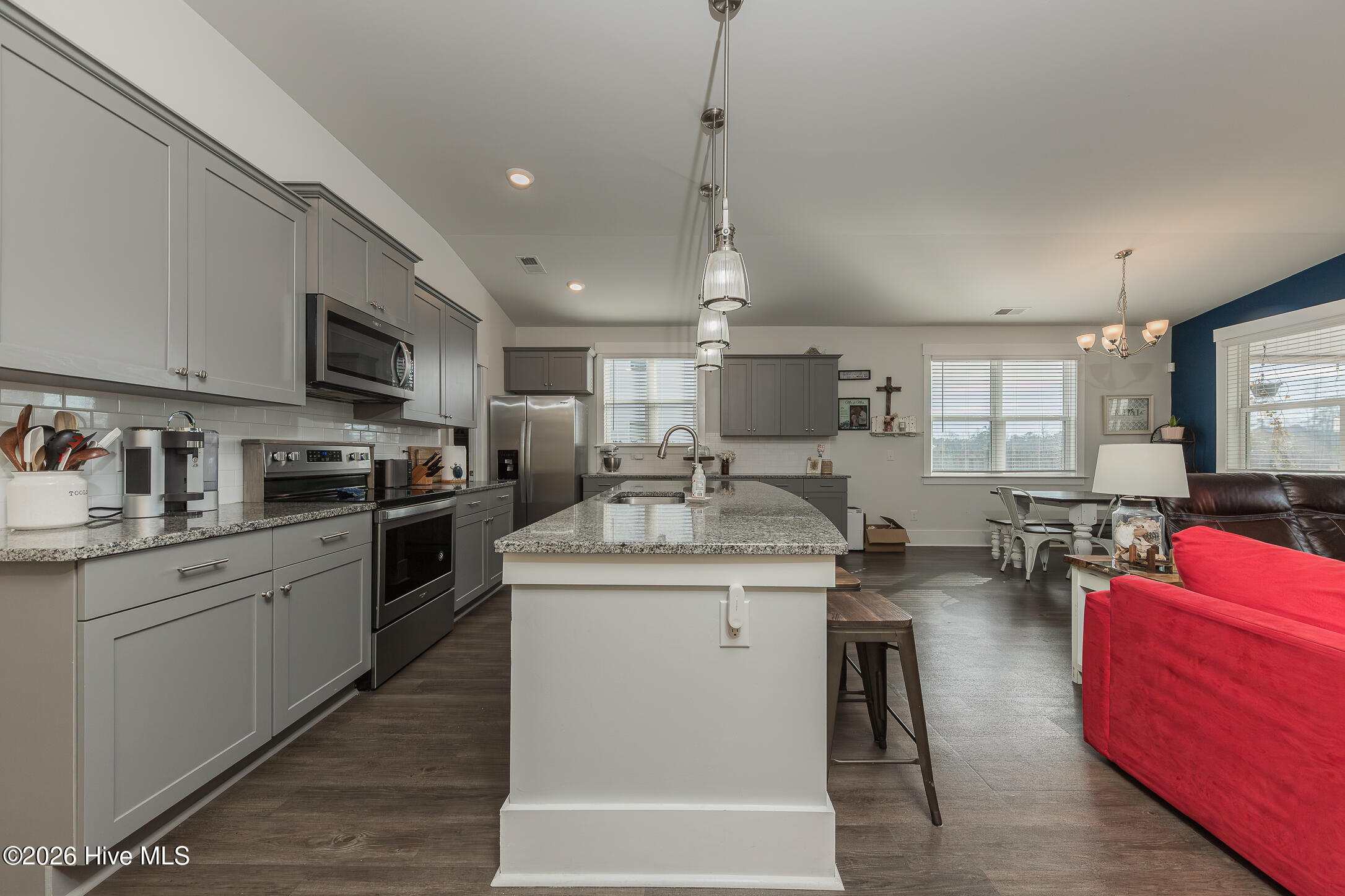 209 Edgewater Way Surf City, NC 28445 - Photo 17 of 60 11KITCHEN