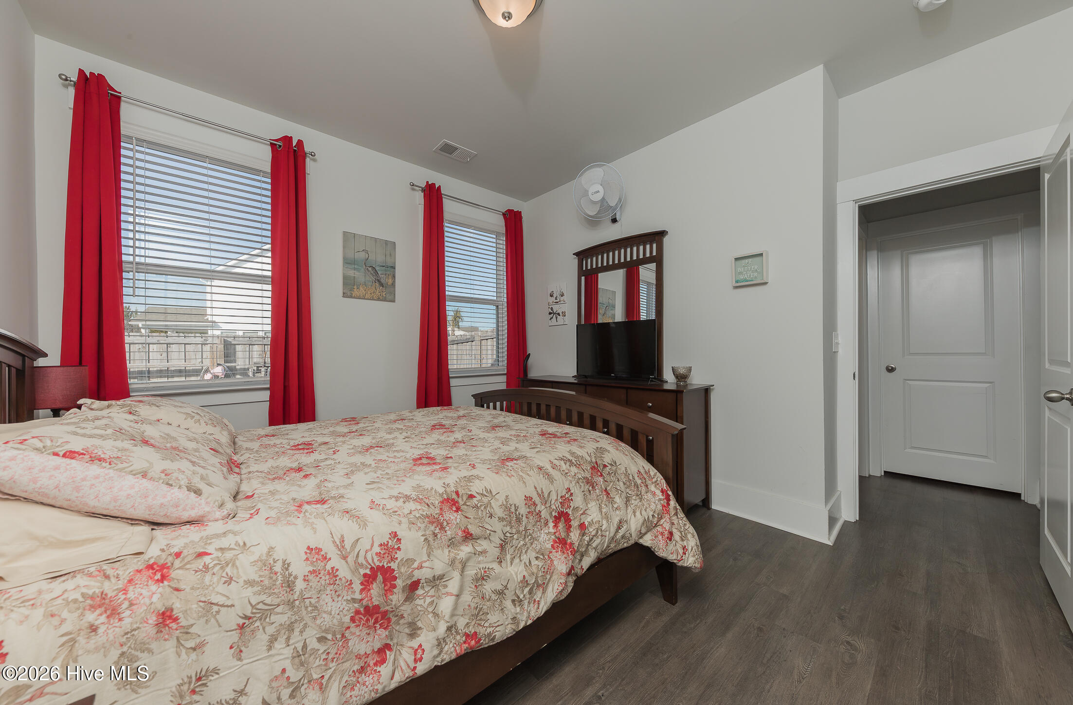 209 Edgewater Way Surf City, NC 28445 - Photo 27 of 60 32BED2