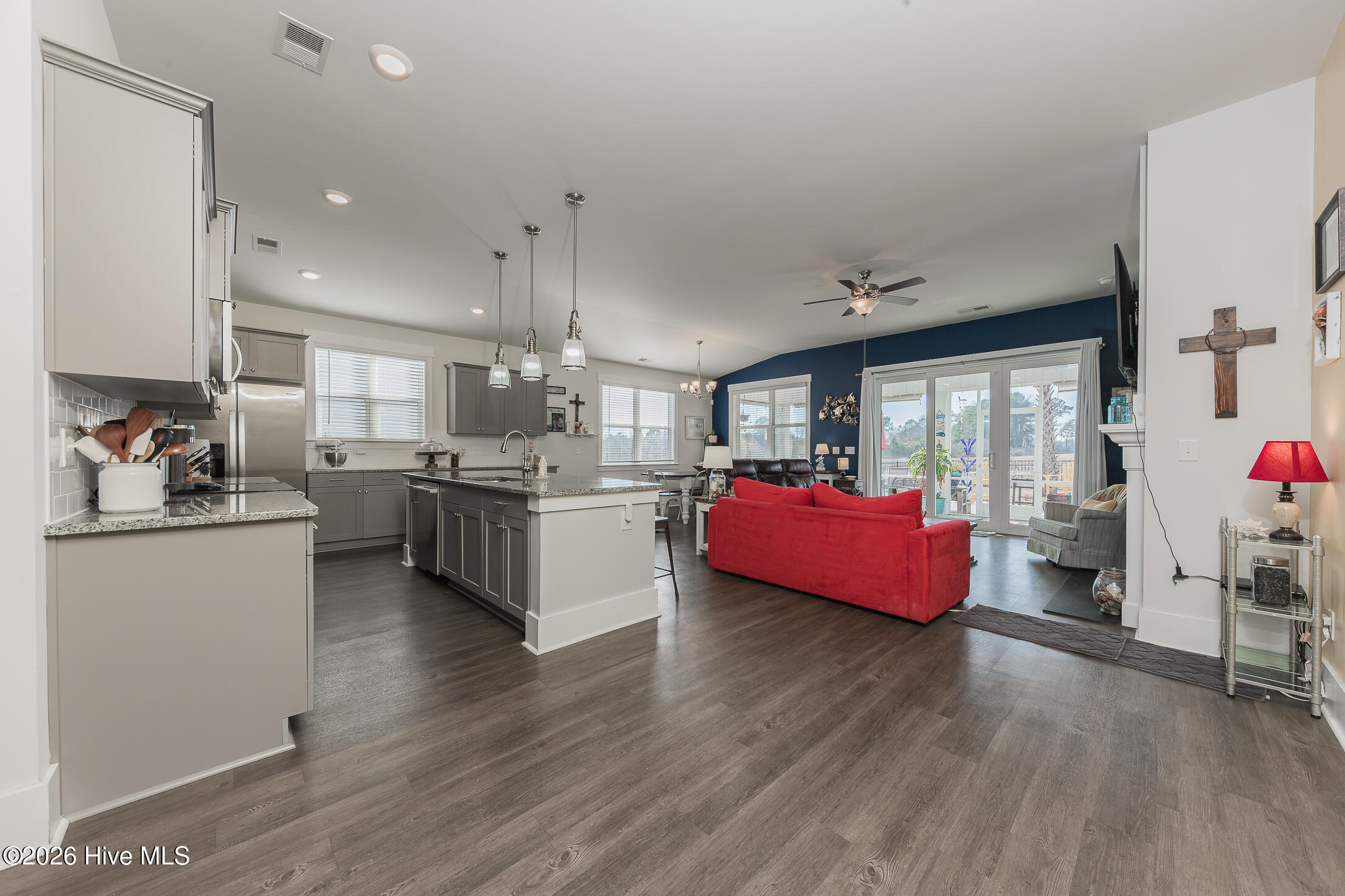 209 Edgewater Way Surf City, NC 28445 - Photo 5 of 60 9KITCHEN