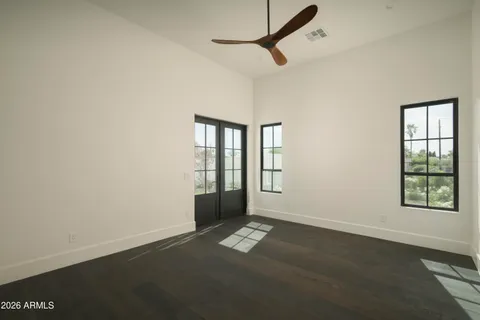 $5,994,998 | 10229 North 64th Street, Paradise Valley, AZ 85253