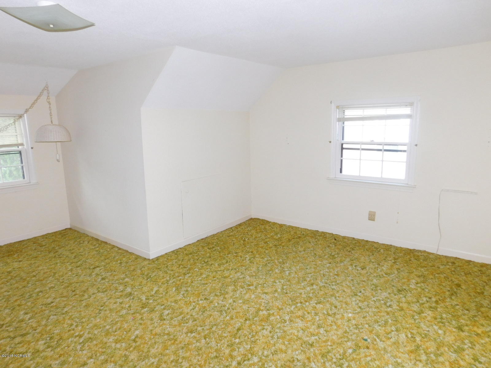 817 Cox Road Washington, NC 27889 - Photo 21 of 27 57 BEDROOM 3