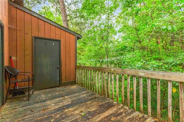 $160,000 | 2002 Aspen Way, Winston-Salem, NC 27106