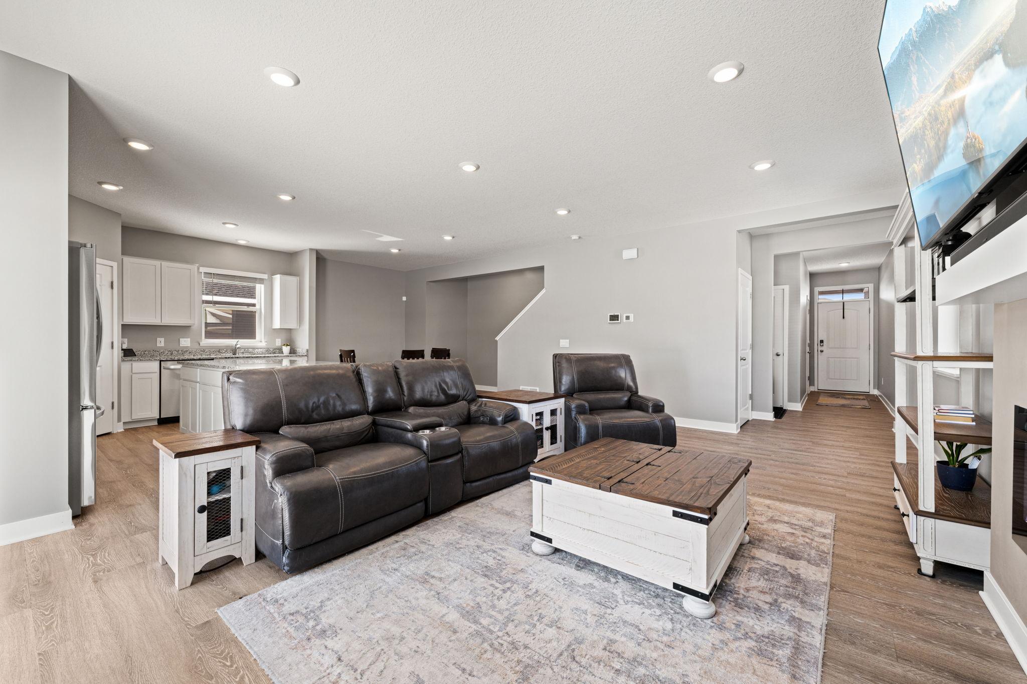 1031 Shoreview Drive Jordan, MN 55352 - Photo 5 of 38