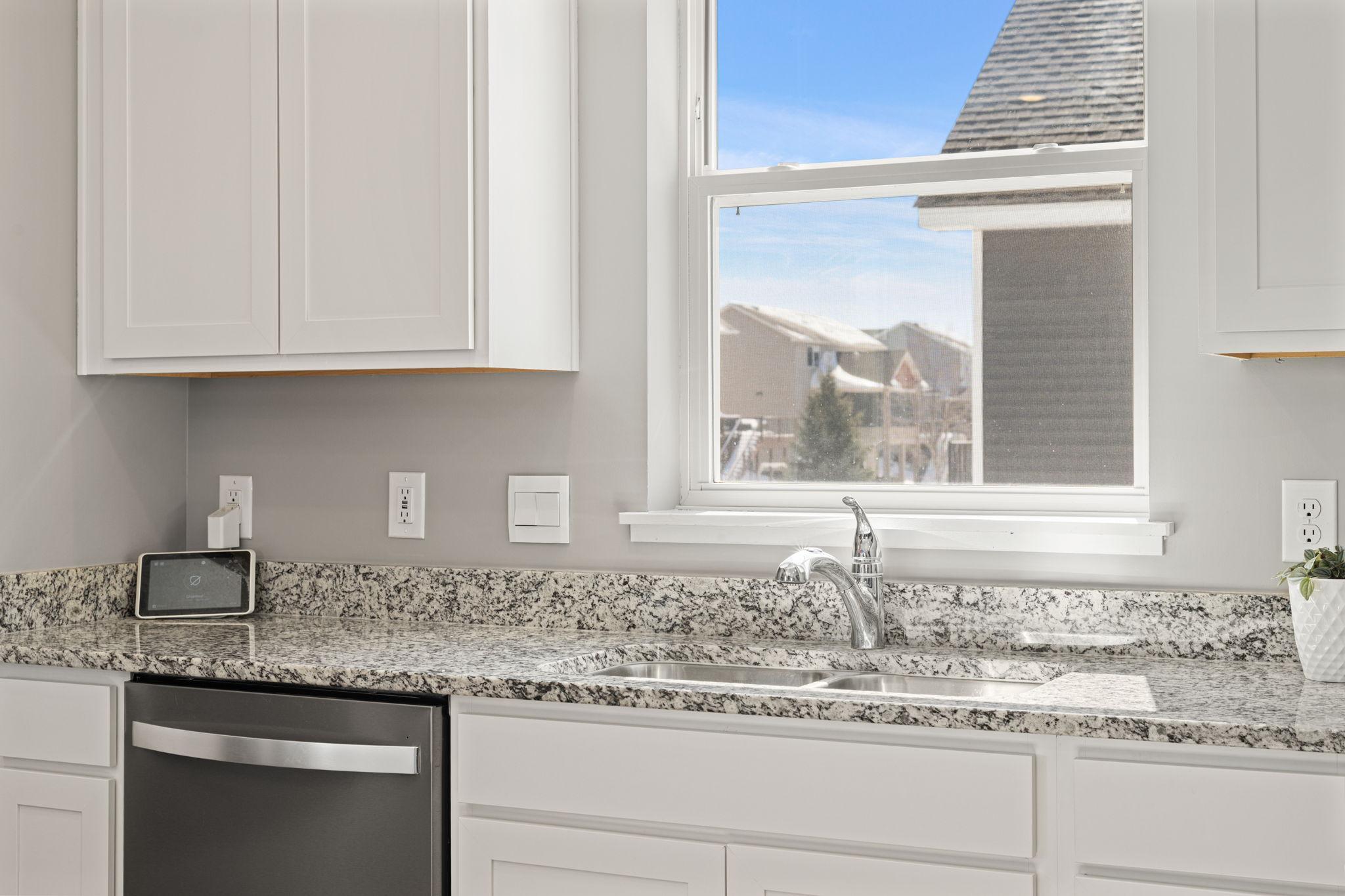 1031 Shoreview Drive Jordan, MN 55352 - Photo 9 of 38