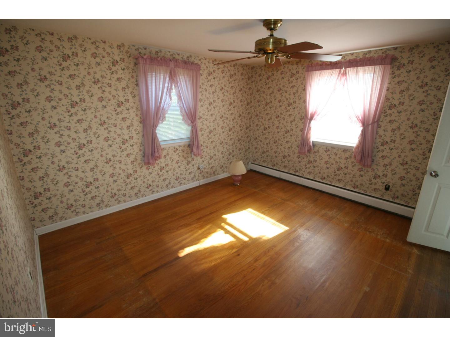 142 Gilmore Road Havertown, PA 19083 - Photo 11 of 18 Master Bedroom
