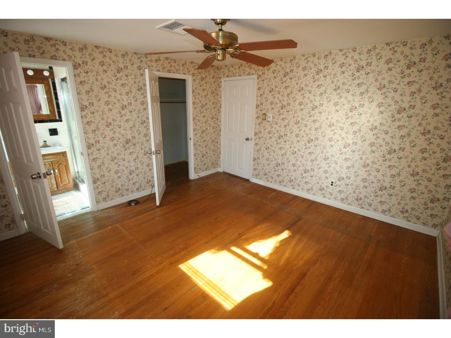 142 Gilmore Road Havertown, PA 19083 - Photo 12 of 18 Master Bedroom