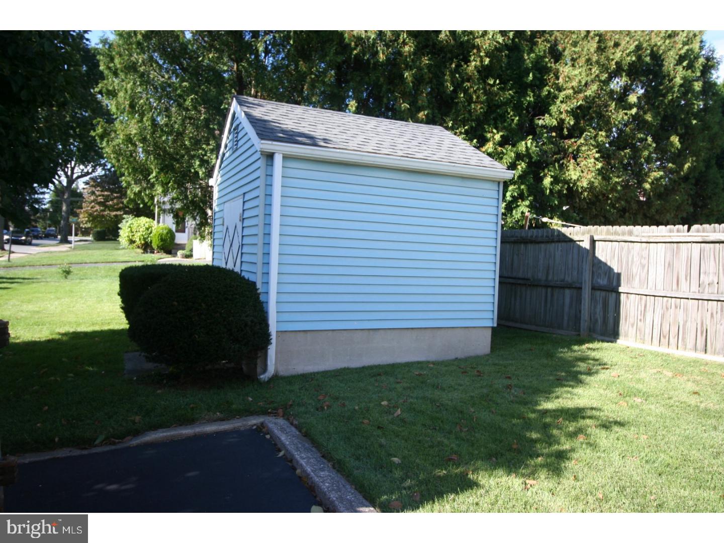 142 Gilmore Road Havertown, PA 19083 - Photo 5 of 18 Storage Shed
