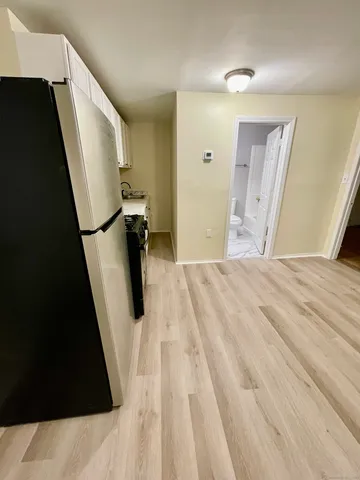 $1,100 | 92 West Main Street, Unit 2, Vernon, CT 06066