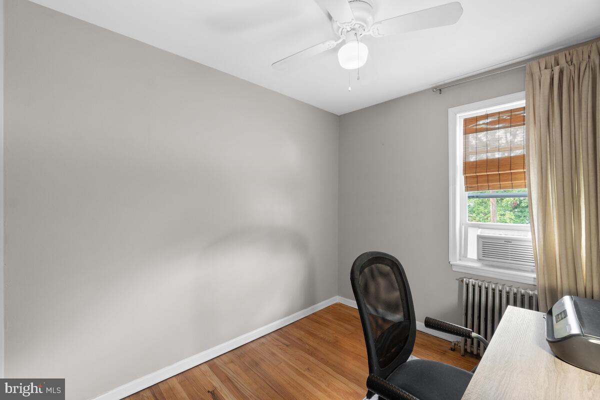 8534 Oak Road Parkville, MD 21234 - Photo 21 of 42