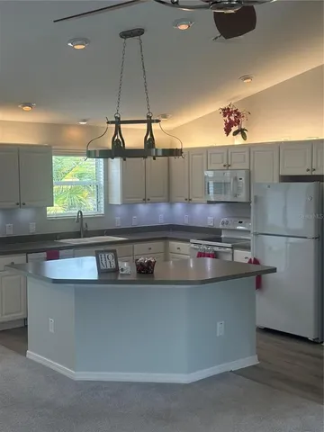 $354,900 | 2291 Montbrook Place, The Villages, FL 32162