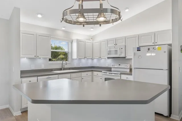 $354,900 | 2291 Montbrook Place, The Villages, FL 32162