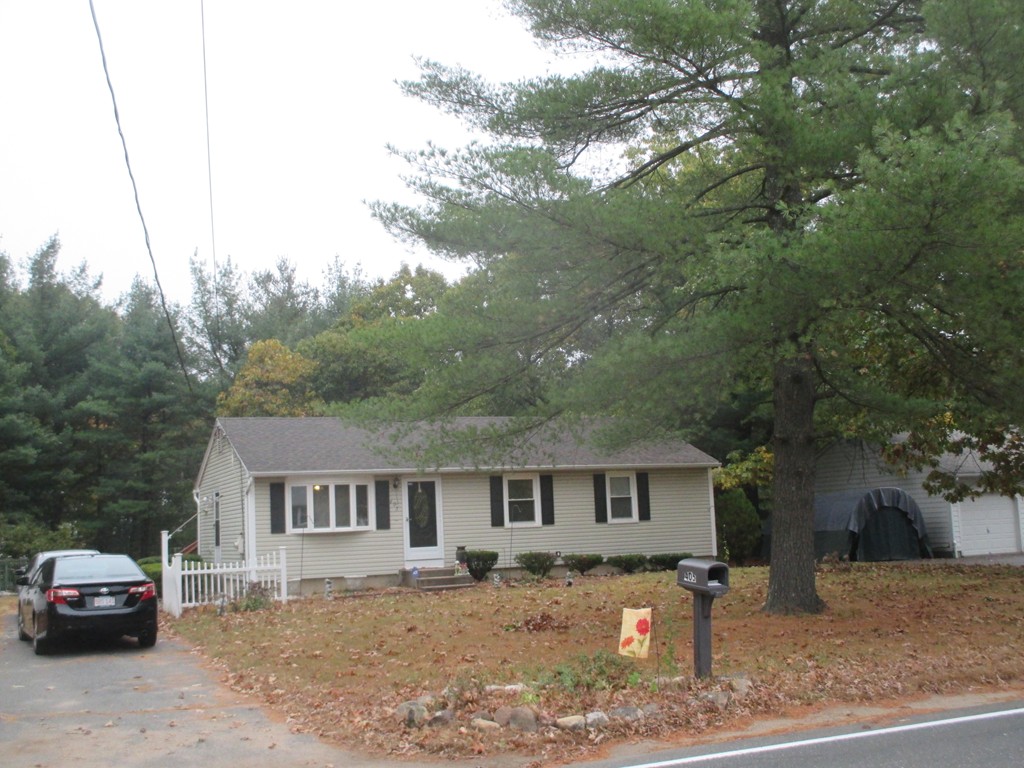 405 Southampton Road Holyoke, MA 01040 - Photo 2 of 14