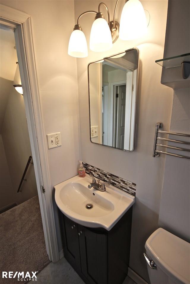 17312 Common Road Roseville, MI 48066 - Photo 14 of 26 31346421-13.JPG