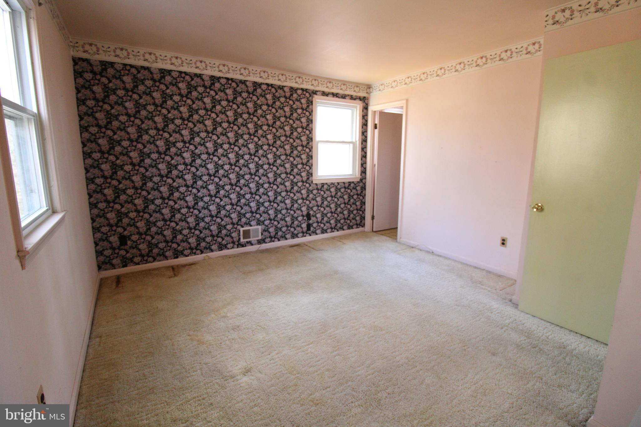 29778 Oak Road Mechanicsville, MD 20659 - Photo 11 of 22 a view of a garage