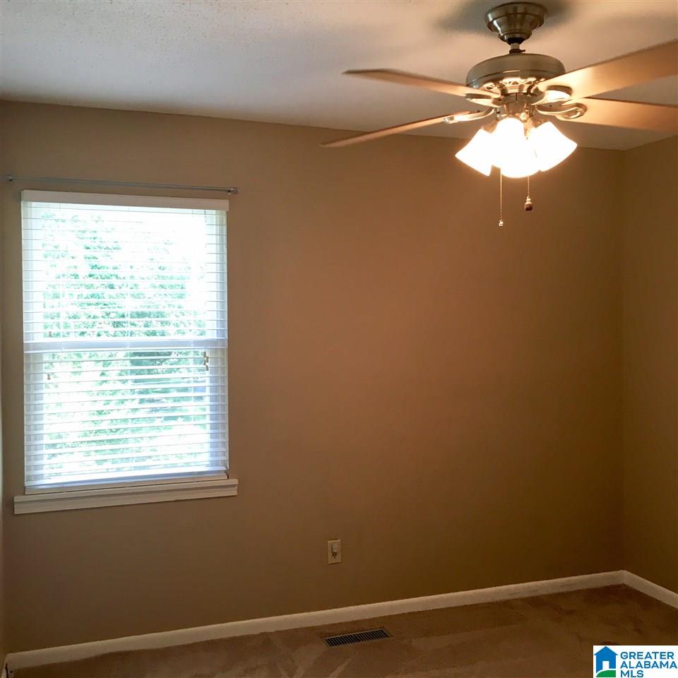 811 Country View Drive Northeast Birmingham, AL 35215 - Photo 17 of 49