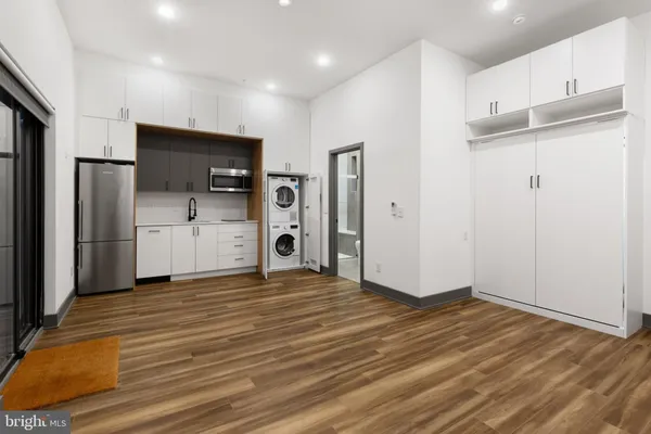 $1,100 | 1935 East Hazzard Street, Unit 102, Philadelphia, PA 19125