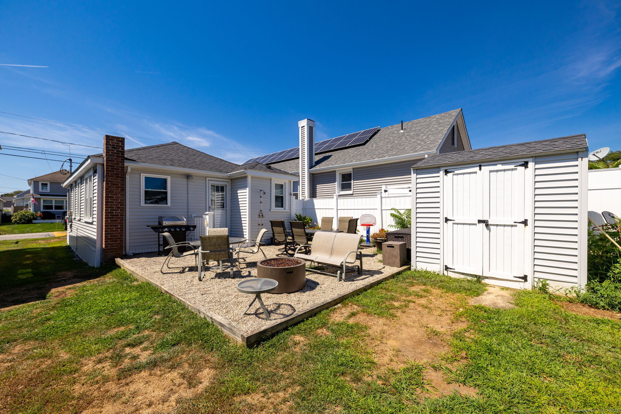 42 Old Colony Road Old Lyme, CT 06371 - Photo 10 of 39