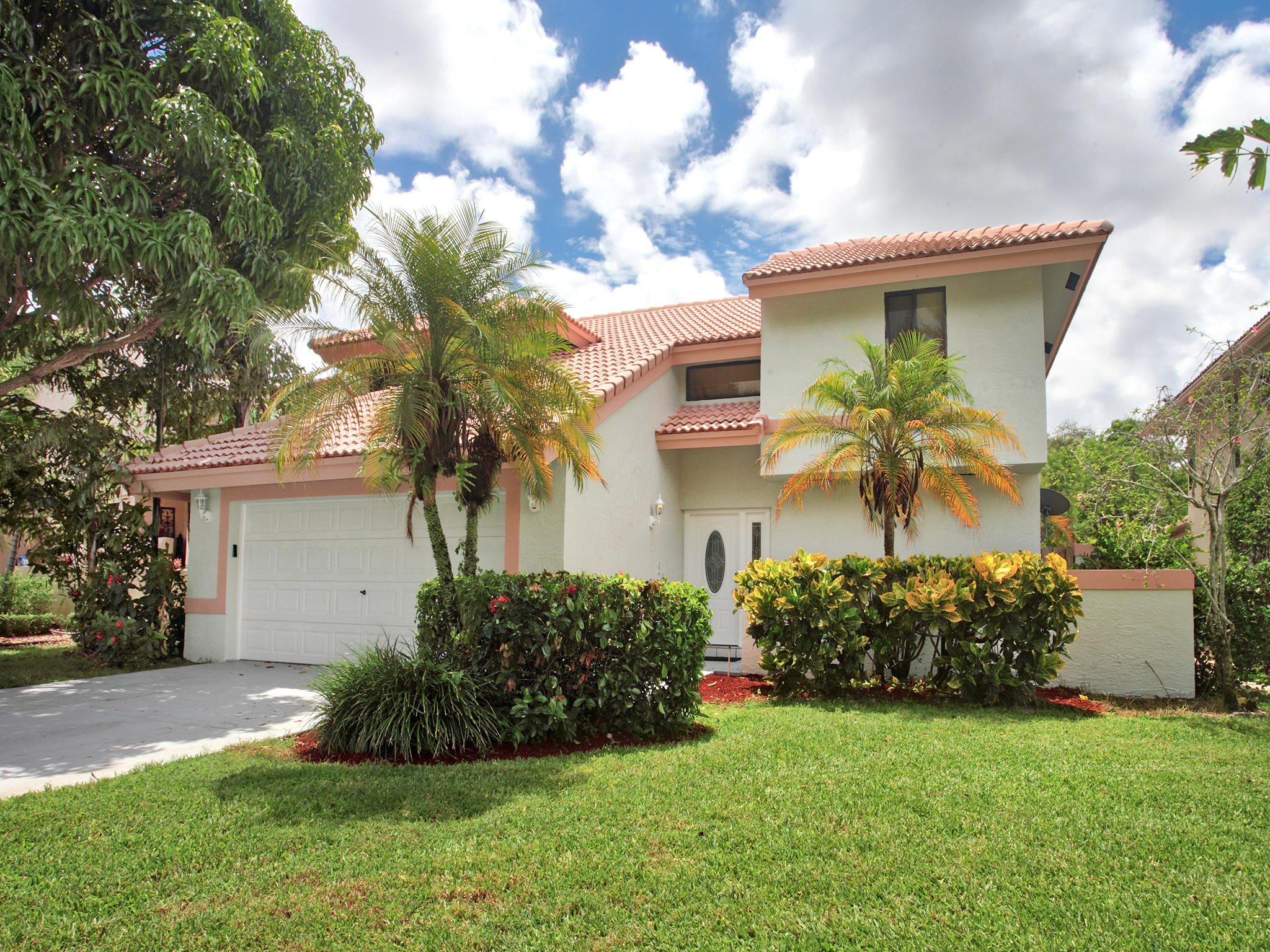 6604 Sweet Maple Lane Boca Raton, FL 33433 - Photo 4 of 42 5