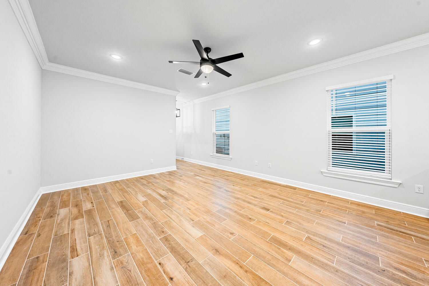 699 Earl Godwin Road Freeport, FL 32439 - Photo 4 of 22 KH207874