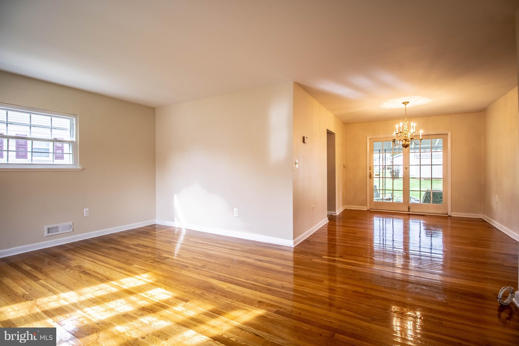 1213 Canberwell Road Baltimore, MD 21228 - Photo 3 of 30 Open-Concept Main Level!