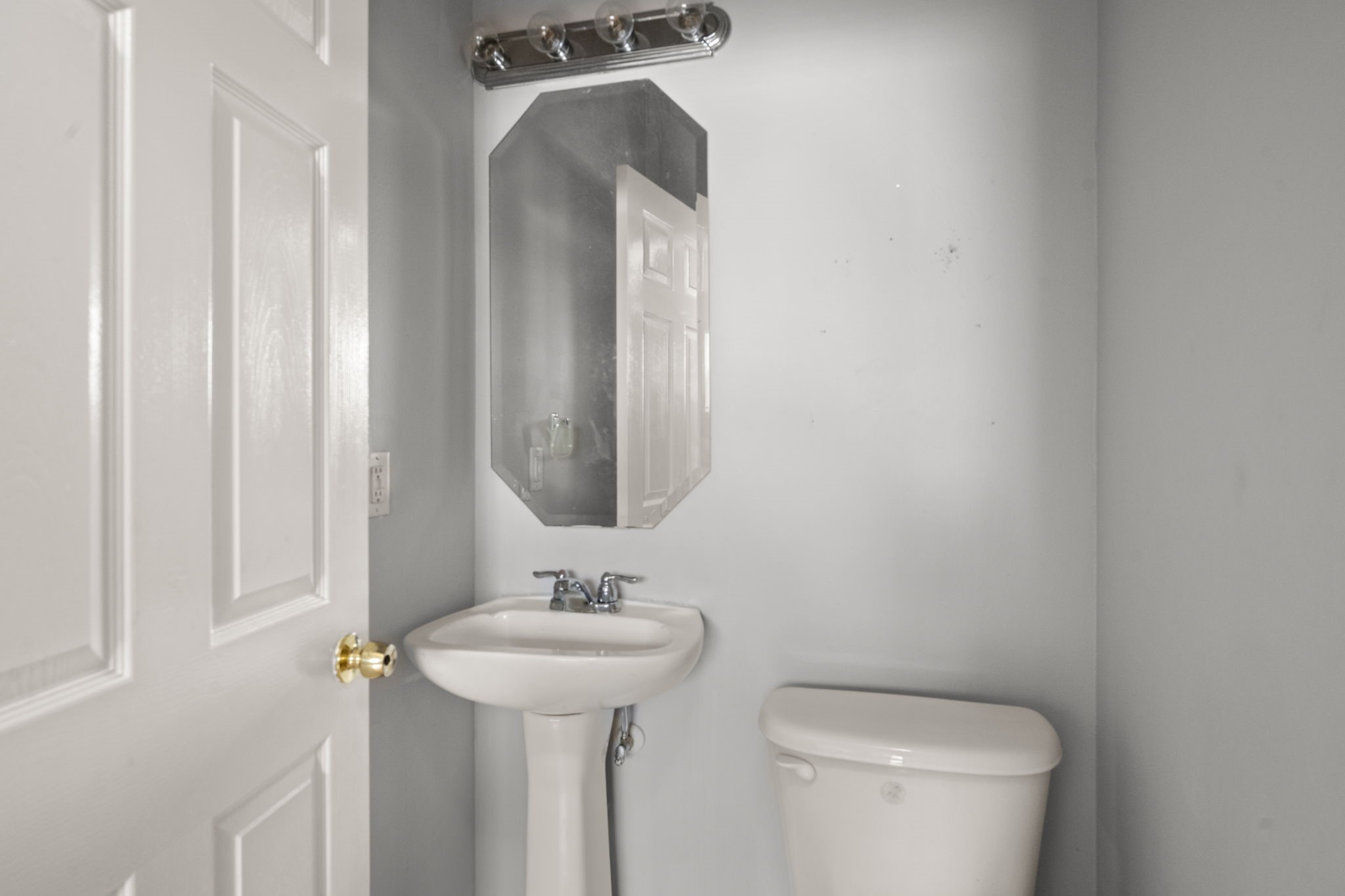 11911 Chetman Drive, Unit B Houston, TX 77065 - Photo 15 of 24