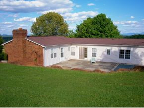 1795 Brown Springs Road Greeneville, TN 37743 - Photo 3 of 12 Photo 3