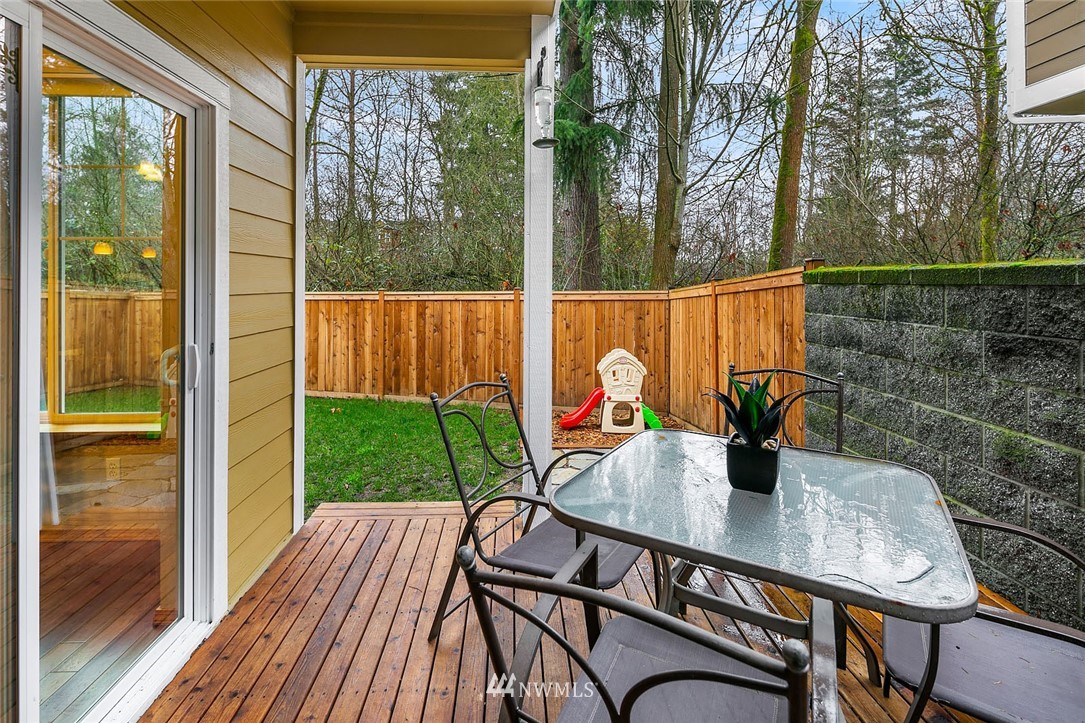 17138 114th Lane Southeast Renton, WA 98055 - Photo 14 of 19 Gallery Image 14