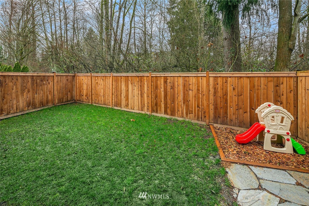 17138 114th Lane Southeast Renton, WA 98055 - Photo 15 of 19 Gallery Image 15