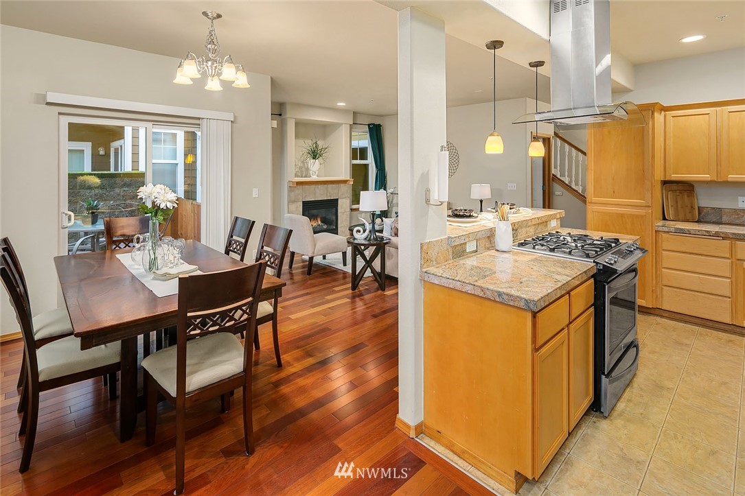 17138 114th Lane Southeast Renton, WA 98055 - Photo 6 of 19 Gallery Image 6