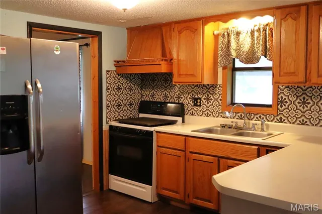 $65,000 | 16638 Delmo Street, Essex, MO 63846