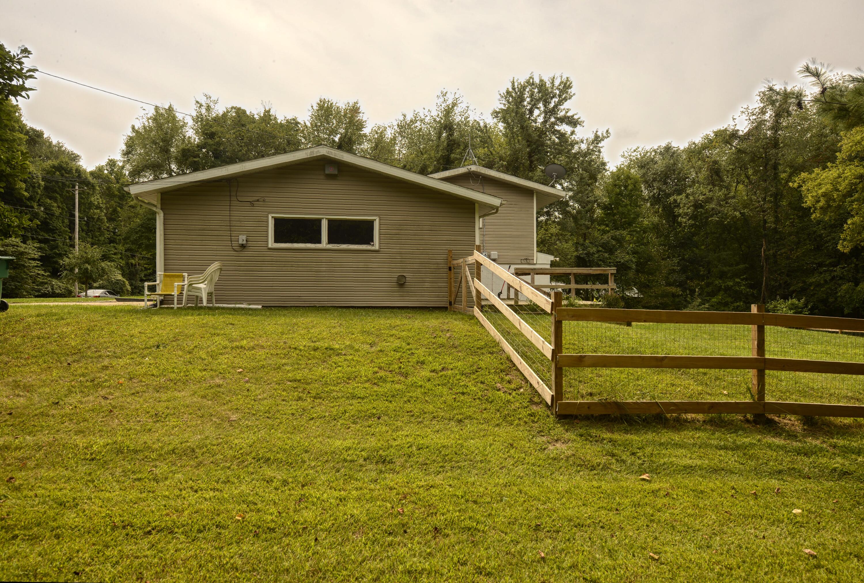 818 North Philip Road Niles, MI 49120 - Photo 21 of 28 2818 Phillip rd