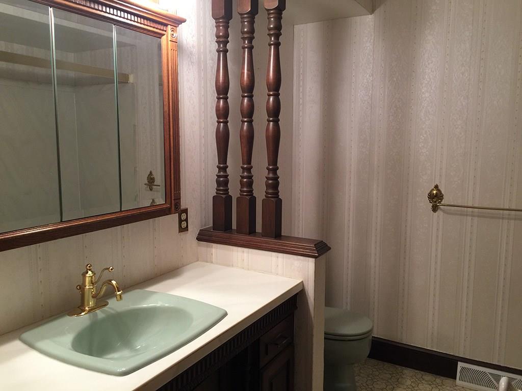 11 Stonegate Road Indiana, PA 15701 - Photo 10 of 20 Bathroom