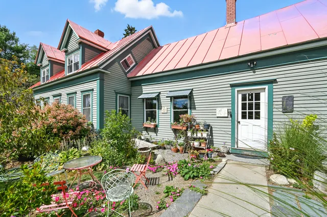 $280,000 | 125 North Pond Road, Rome, ME 04963