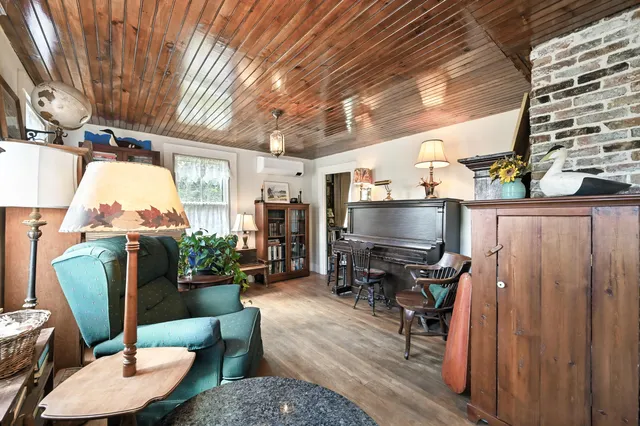 $280,000 | 125 North Pond Road, Rome, ME 04963