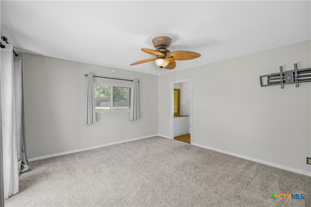 20 Hambleton Road Victoria, TX 77905 - Photo 13 of 48 a view of room with a ceiling fan
