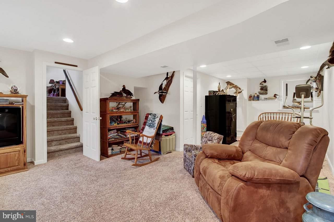 140 Timber Lane Hanover, PA 17331 - Photo 22 of 25 Gallery Image 22