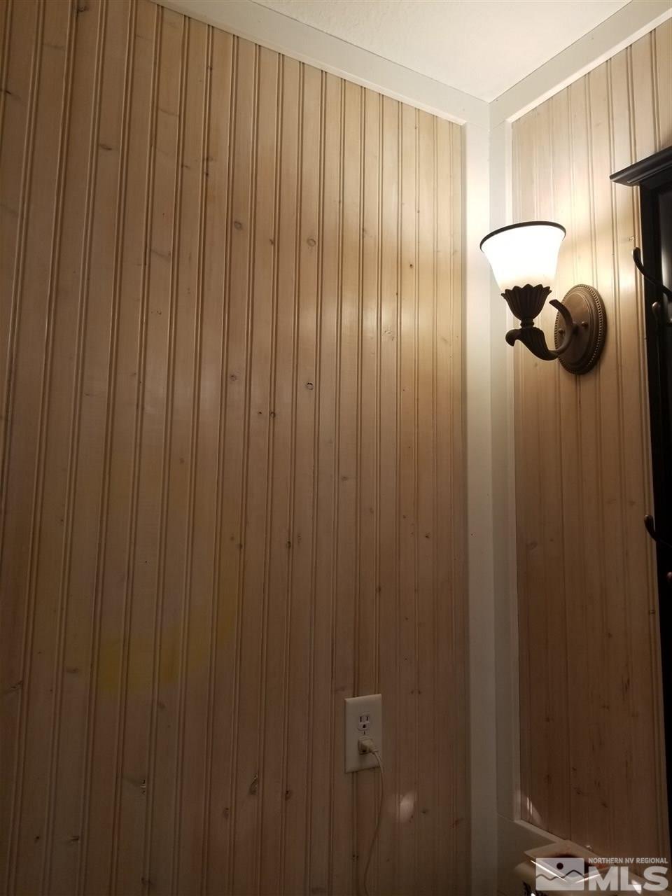 2555 Soda Lake Road Fallon, NV 89406 - Photo 29 of 40 a bathroom with a shower and a curtain