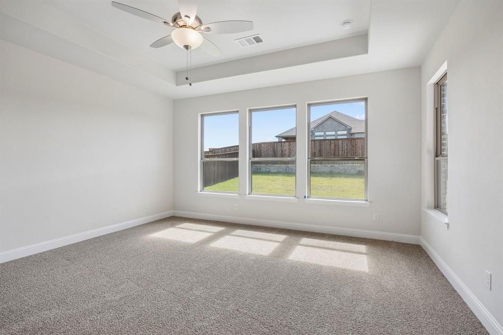 4121 Winnow Lane Joshua, TX 76058 - Photo 16 of 39 25-4121Winnow_019