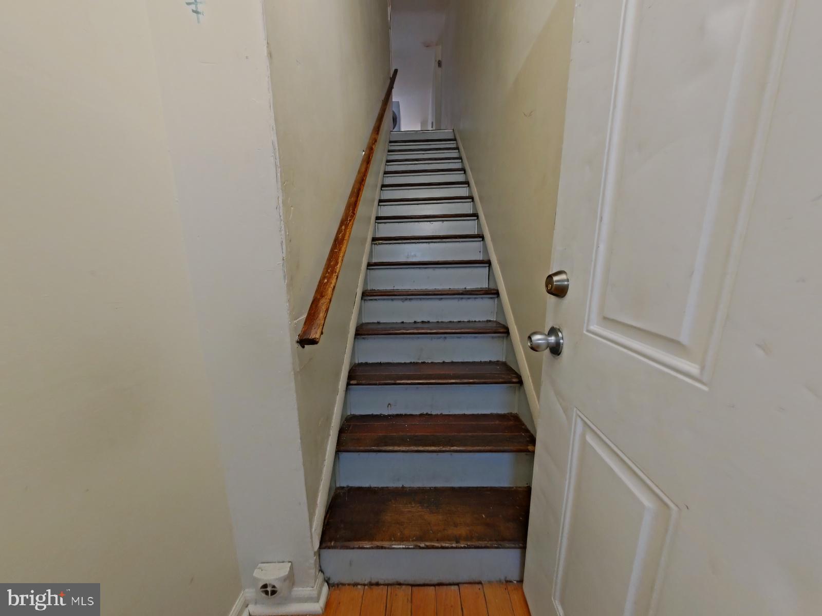 1422 Willington Street, Unit 2 Philadelphia, PA 19121 - Photo 9 of 25 a view of entryway