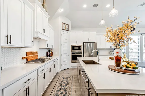 $526,900 | 1820 Durham, Bulverde, TX 78163