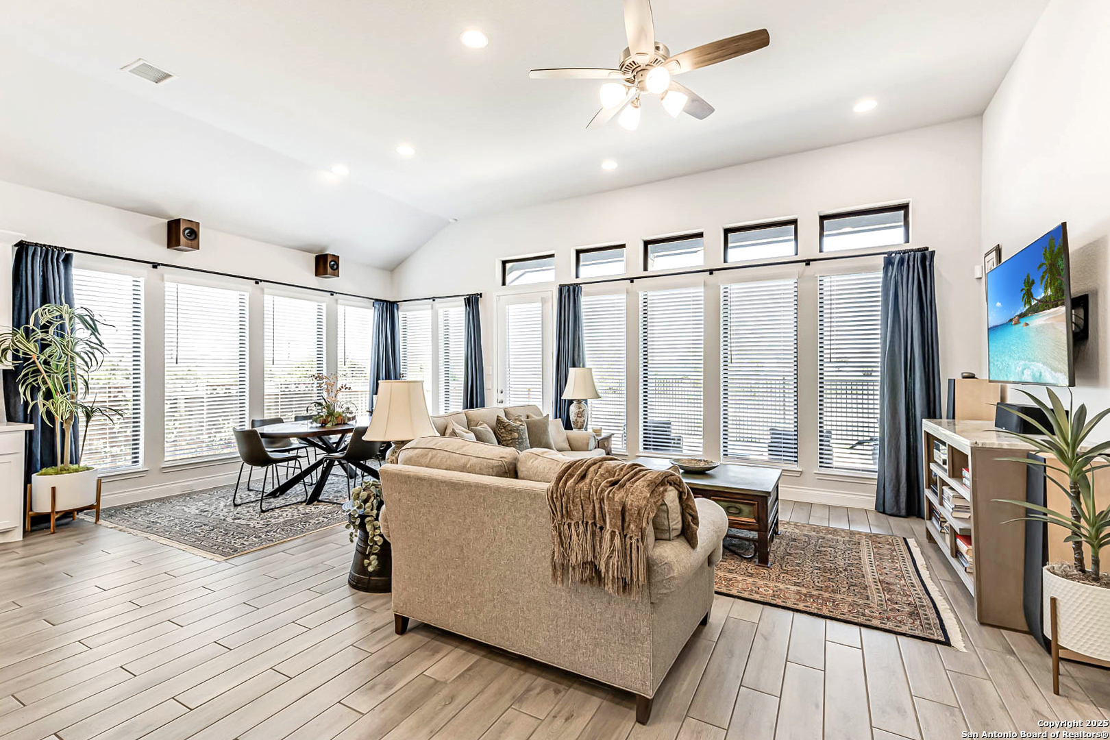 1820 Durham Bulverde, TX 78163 - Photo 17 of 39