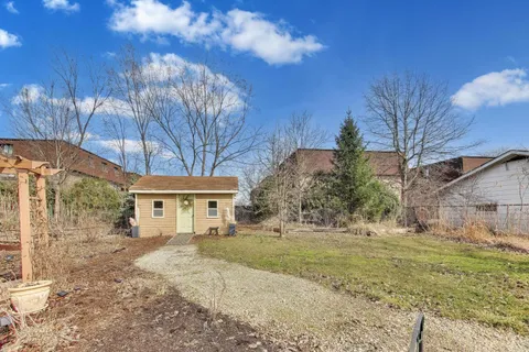 $669,900 | 9761 Elm Terrace, Des Plaines, IL 60016