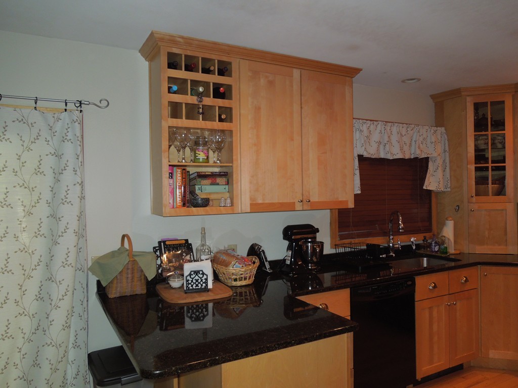 8 Patricia Road Westminster, MA 01473 - Photo 3 of 14 Gallery Image 3