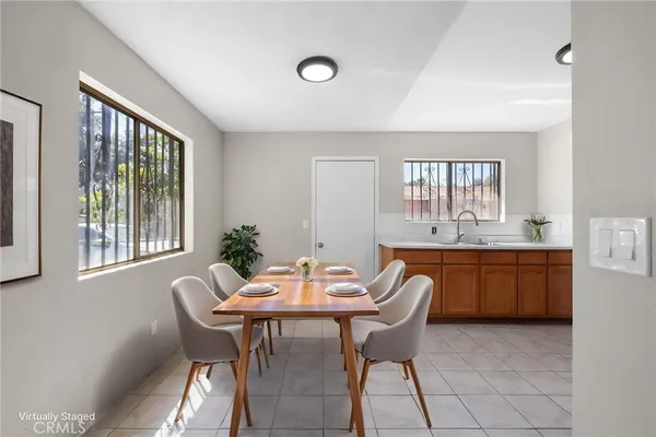 $3,300 | 207 Flora Street, Santa Ana, CA 92707