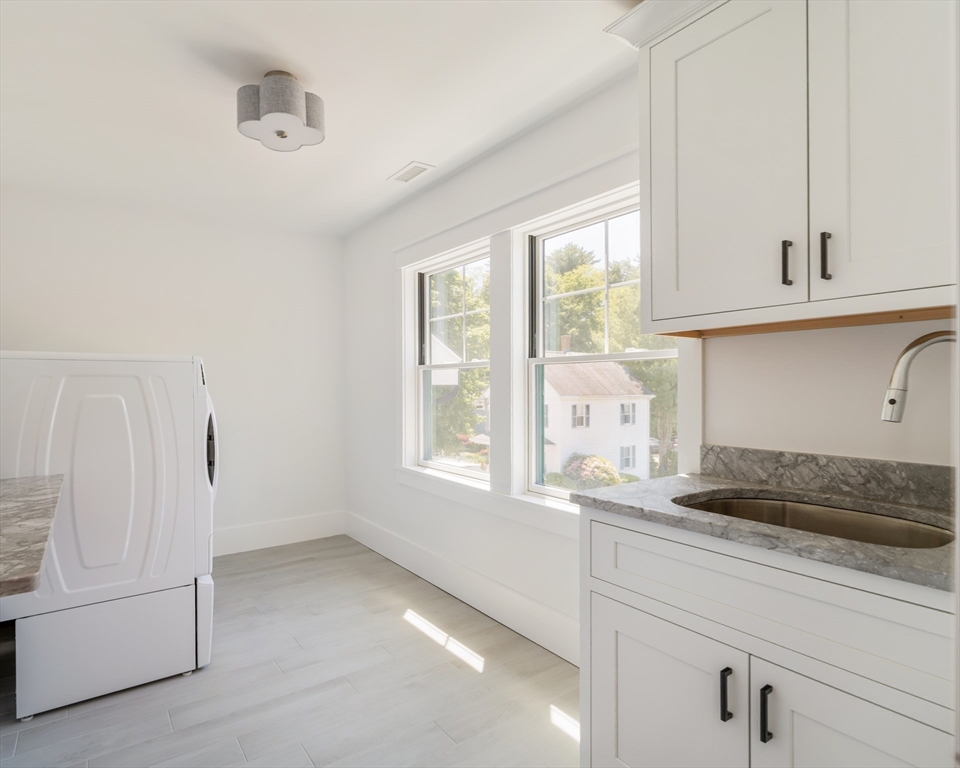 19 Cottage Street Lexington, MA 02420 - Photo 27 of 42