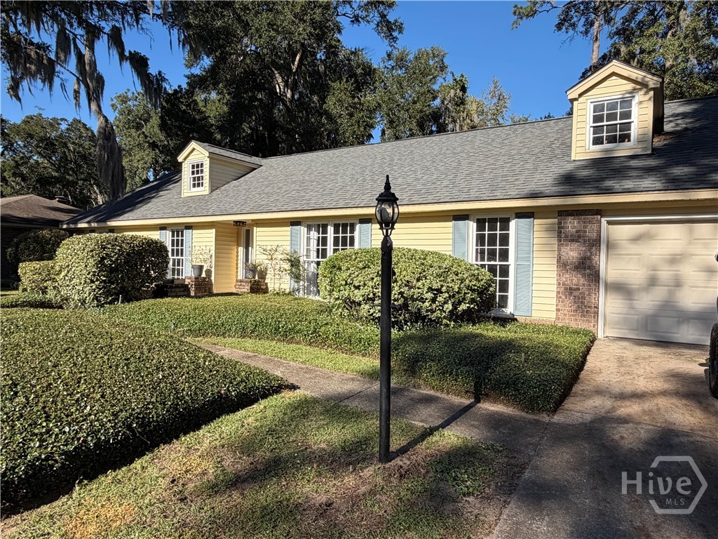 112 Steerforth Road Savannah, GA 31410 - Photo 2 of 29