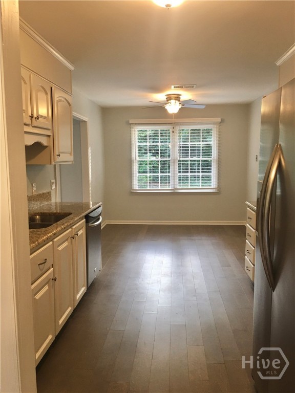 112 Steerforth Road Savannah, GA 31410 - Photo 5 of 29